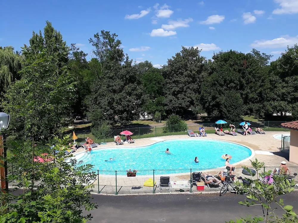 Camping De La Bageasse Fontannes